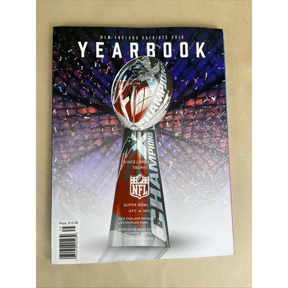 NEW ENGLAND PATRIOTS 2019 YEARBOOK TOM BRADY‎ GRONK EDELMAN NEW CHAMPIONS TROPHY - Picture 1 of 2